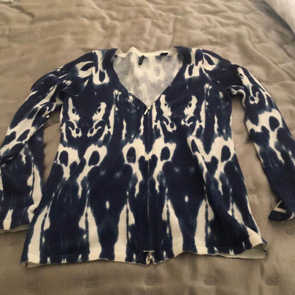 Blue and white sweater top